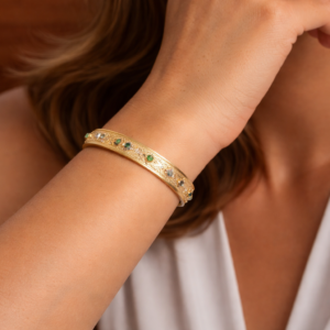 Spectrum Shine Kada