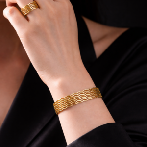 Golden Edge Bracelet