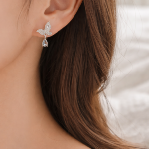 Ivory Petal Stud